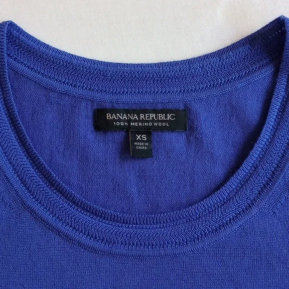 NWOT Banana Republic 100% Merino Wool Sleeveless Shell Sweater XS Blue - Picture 3 of 7